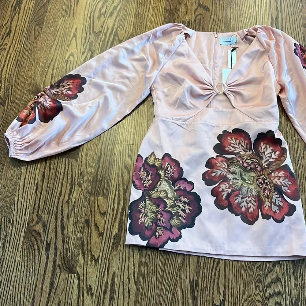 Significant Other size 10 $304 Long-Sleeve V-Neck Cutout Printed Mini Dress - Picture 7 of 12